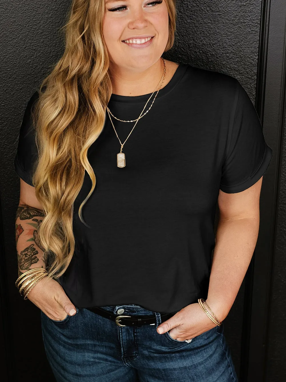 Black Round Neck Rolled Sleeve Plus Size T-shirt