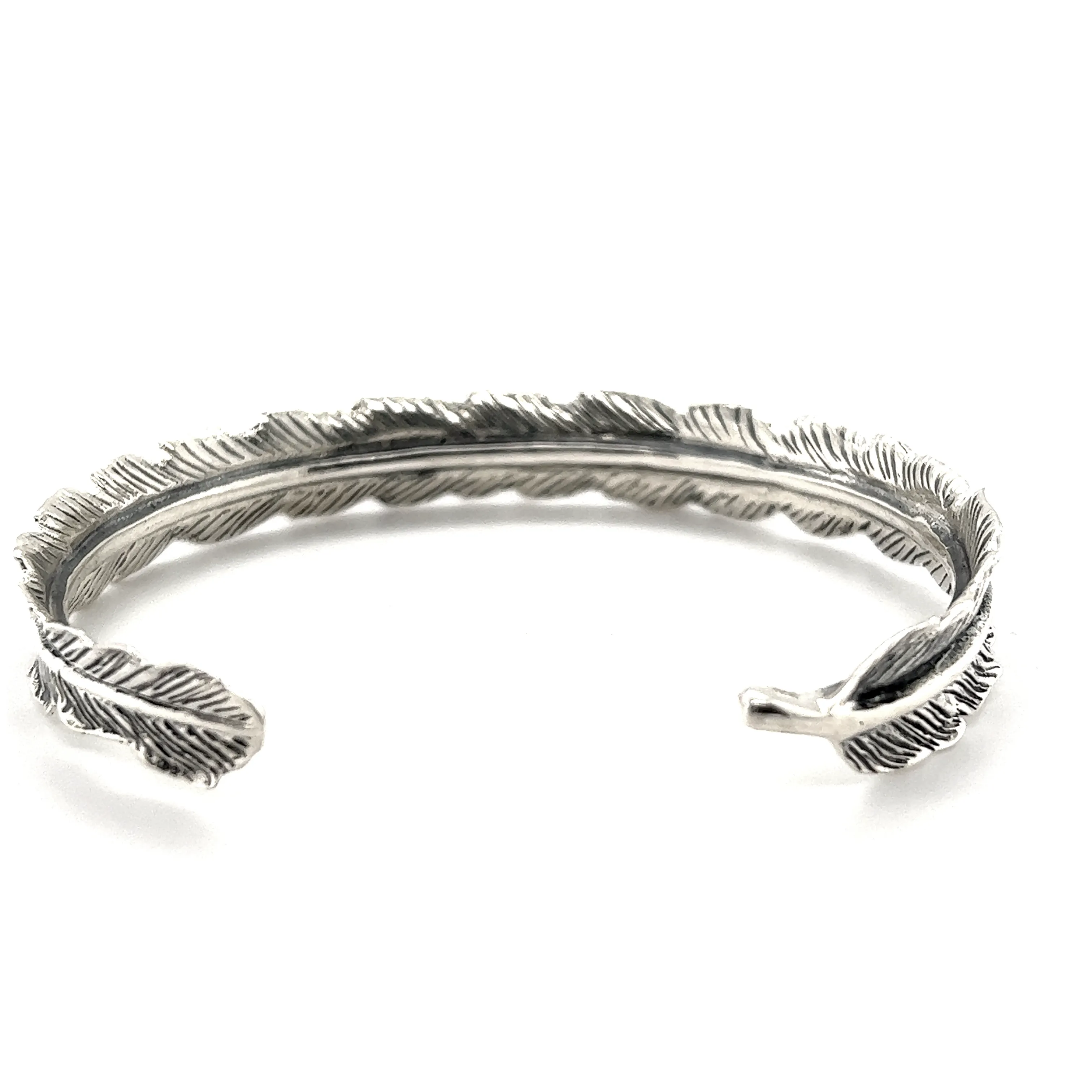 Detailed Feather Cuff