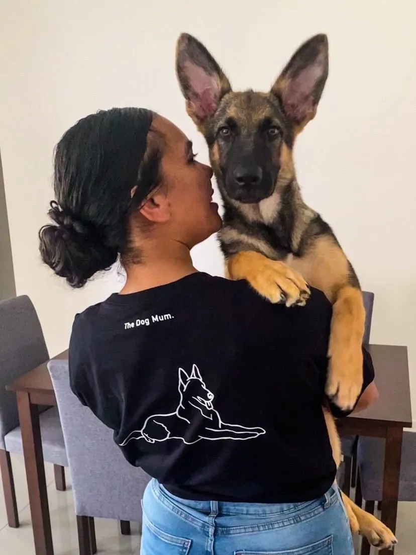 German Shepherd Mum Illustration: Classic T-Shirt