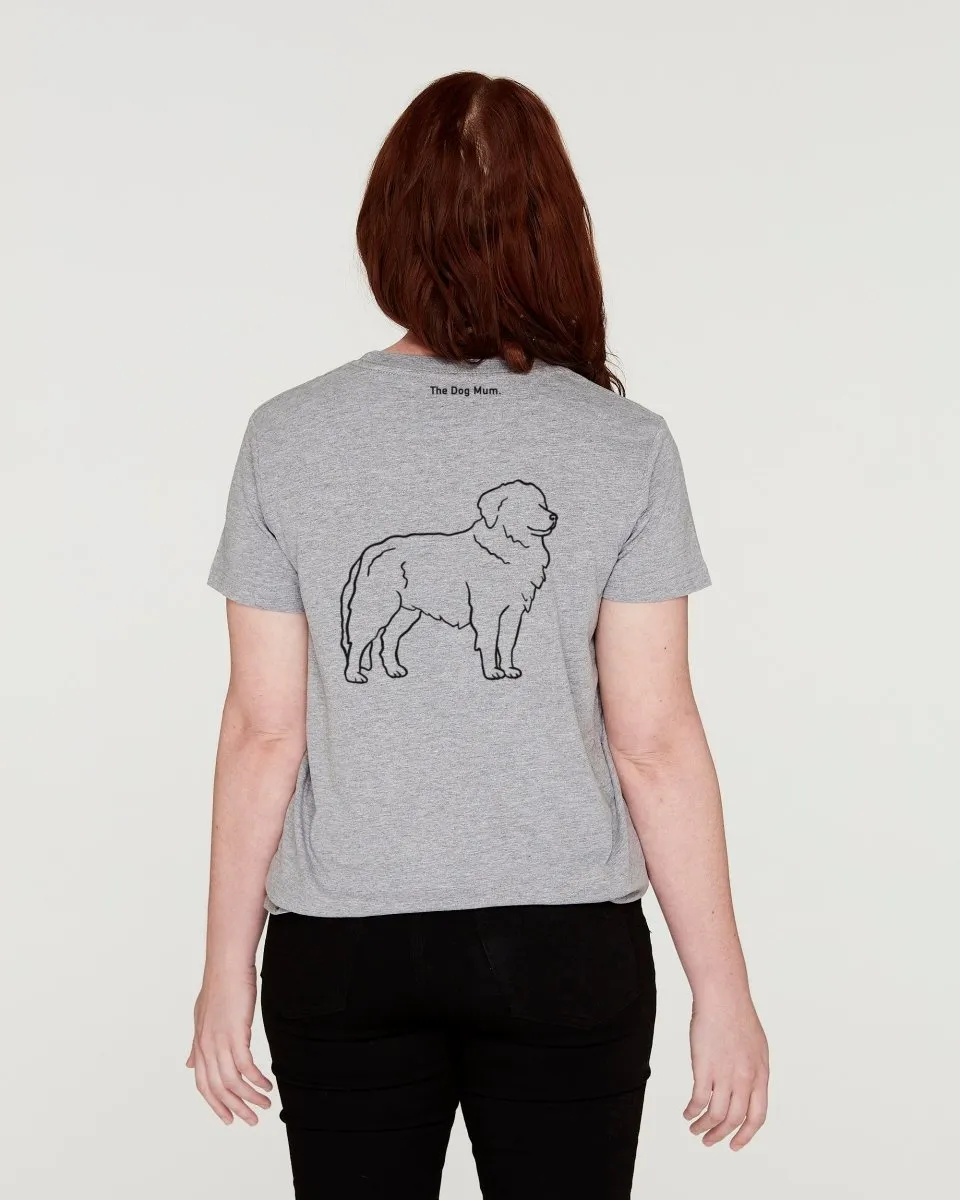 Maremma Sheepdog Mum Illustration: Classic T-Shirt
