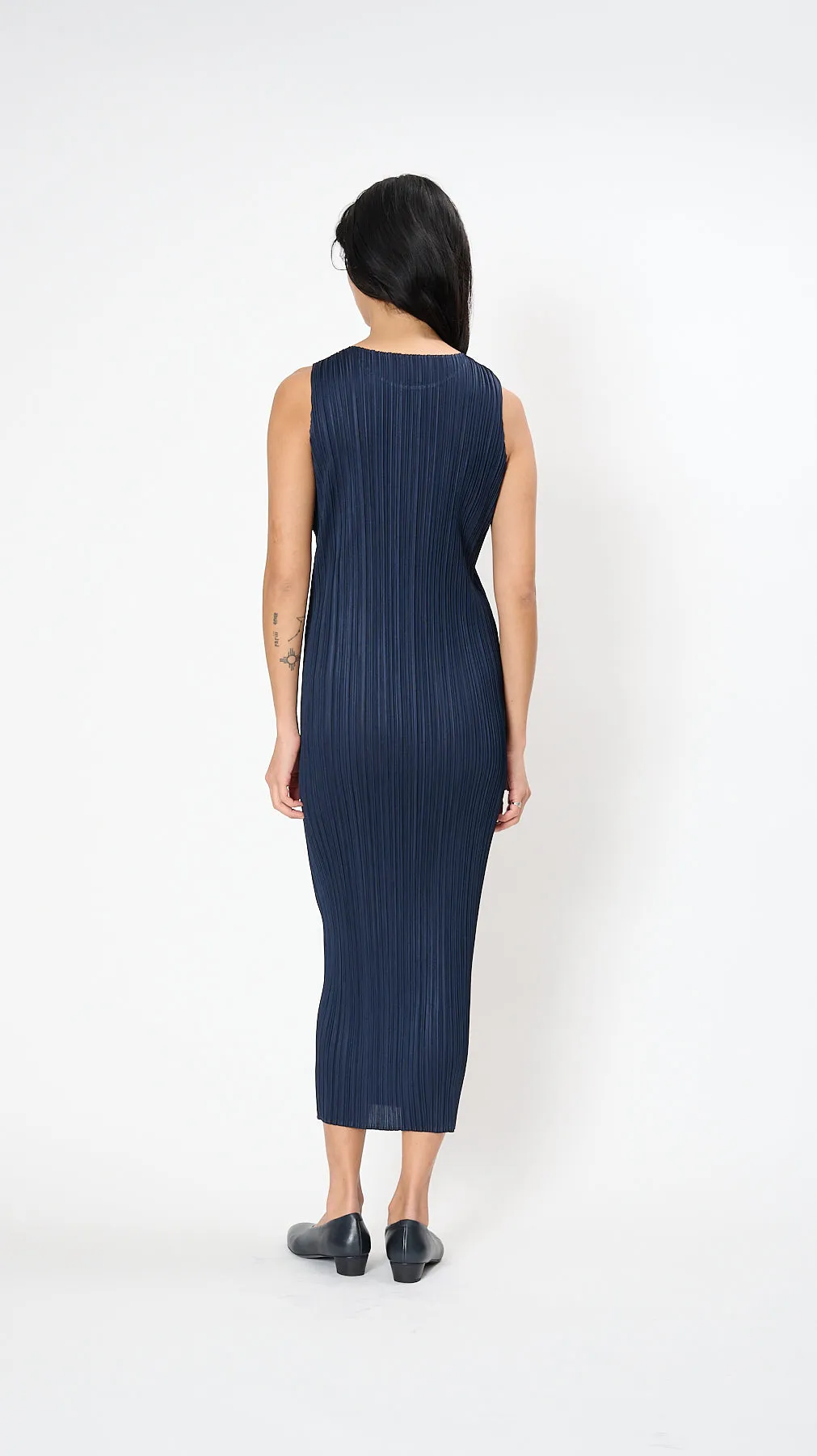 New Colorful Basics 4 Dress in Navy