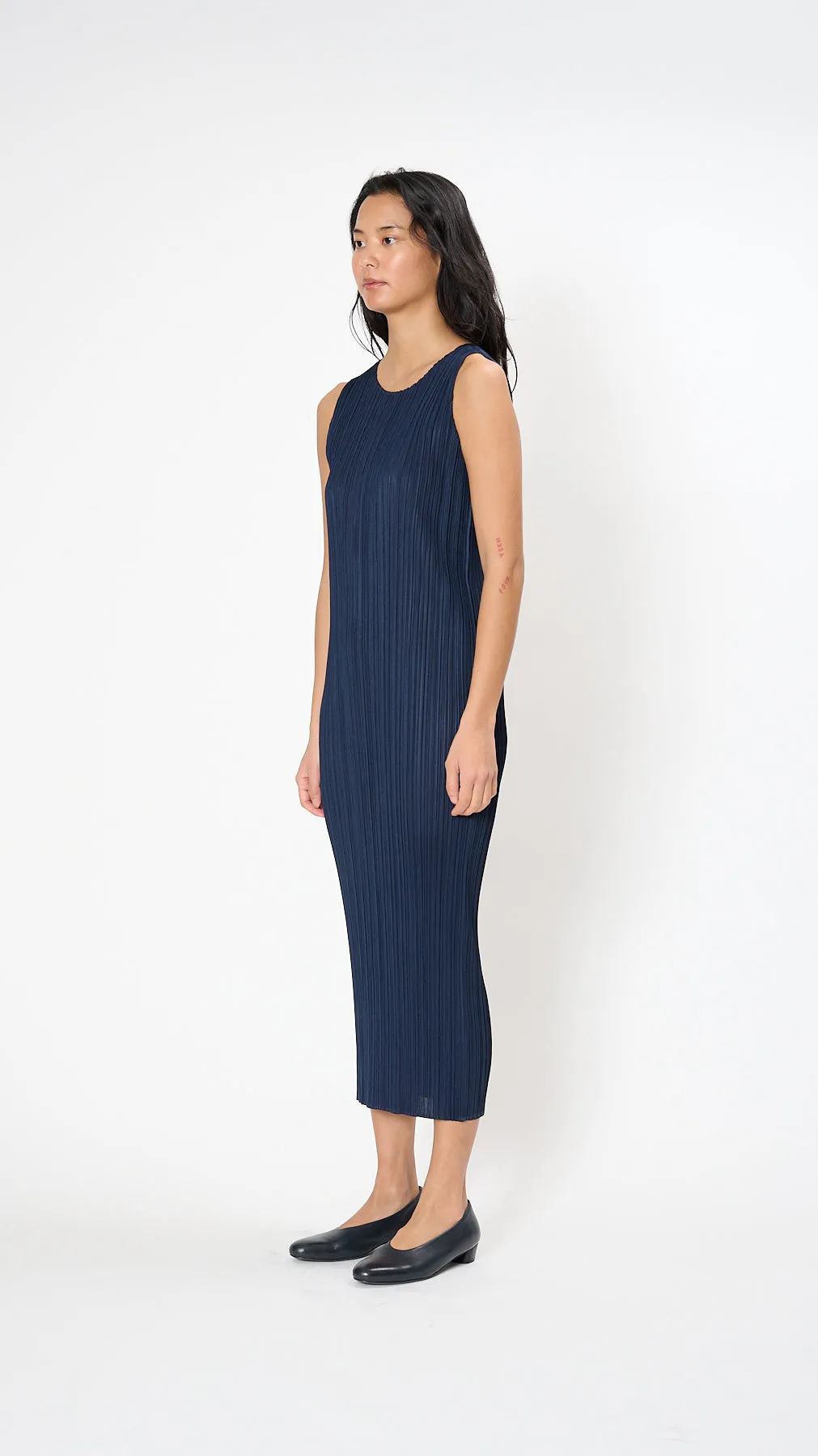 New Colorful Basics 4 Dress in Navy