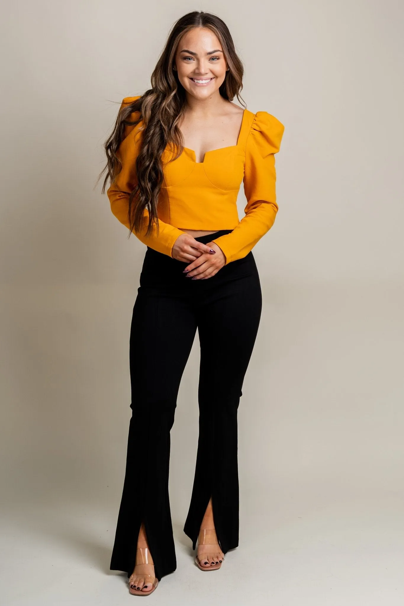 Puff sleeve top burnt honey