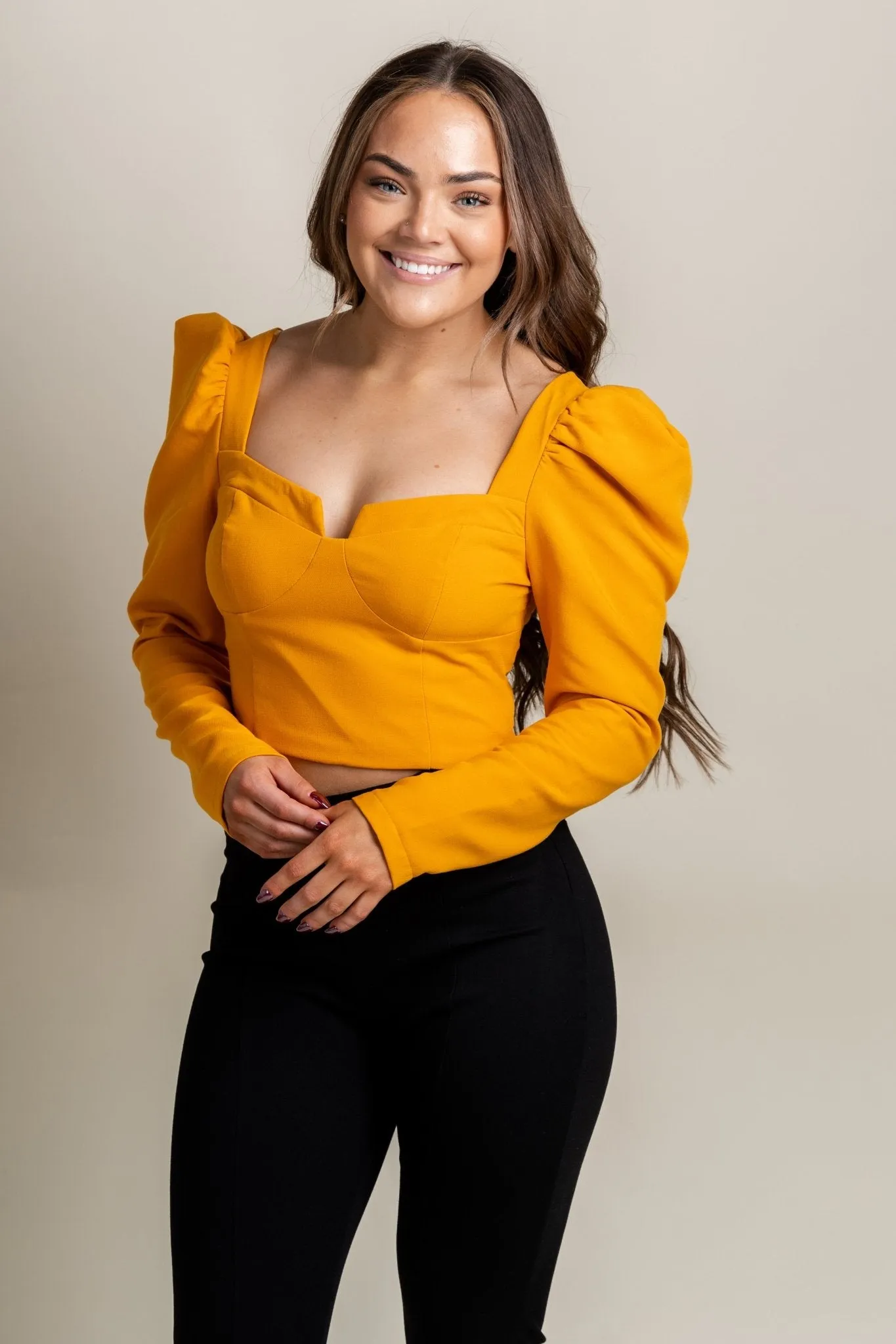 Puff sleeve top burnt honey