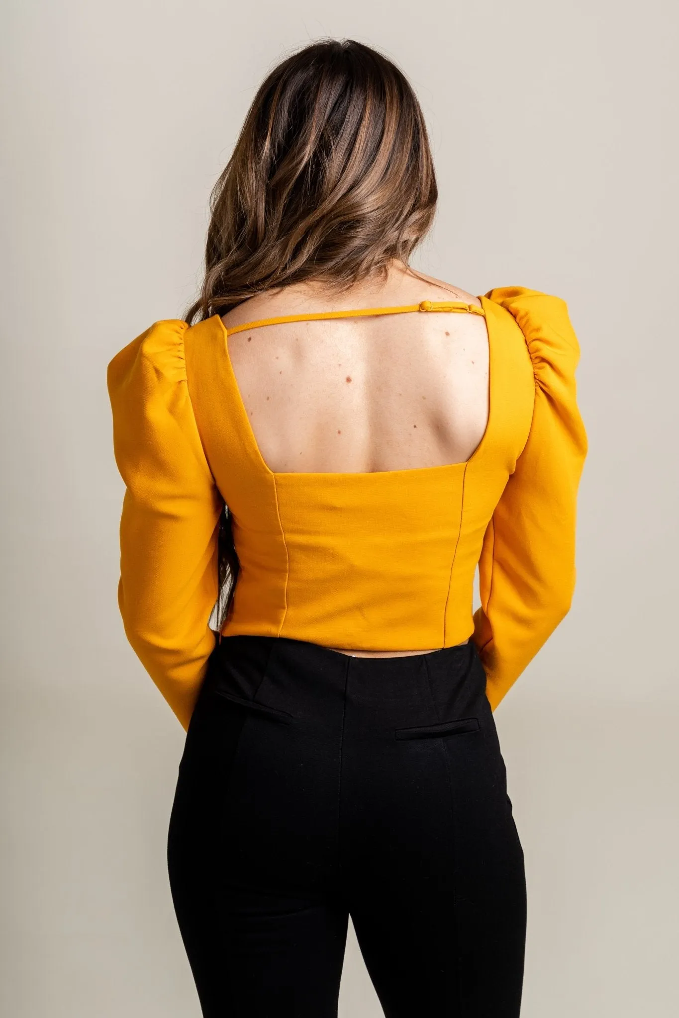 Puff sleeve top burnt honey