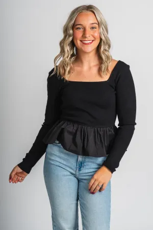 Ruffle bottom sweater black