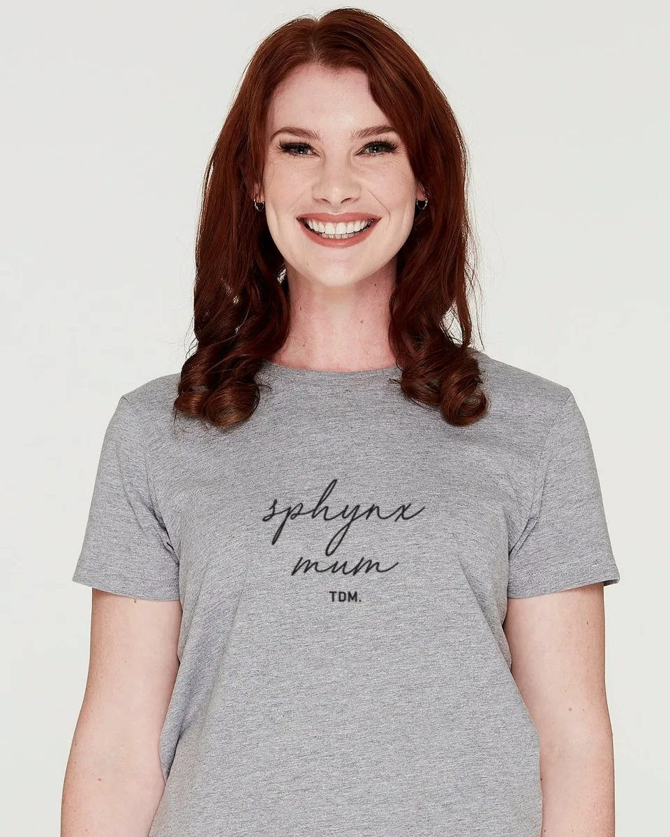 Sphynx Mum Illustration: Classic T-Shirt
